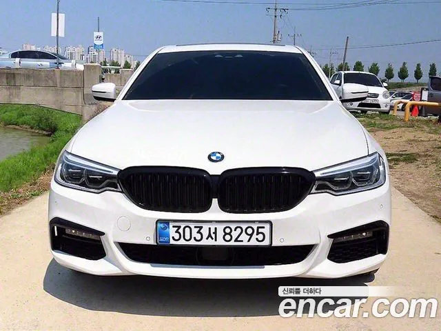 BMW 5-Series 530e M Sport