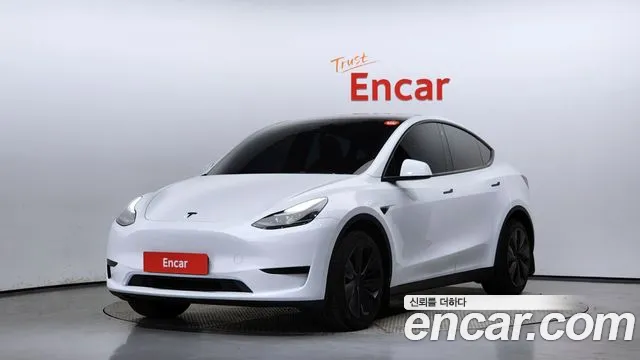 Tesla Model Y RWD