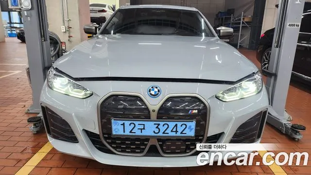 BMW i4 M50