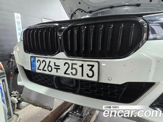 BMW 5-Series 520i M Sport