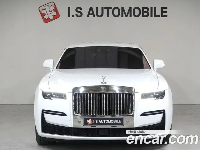 Rolls-Royce Ghost 6.7 EWB V12