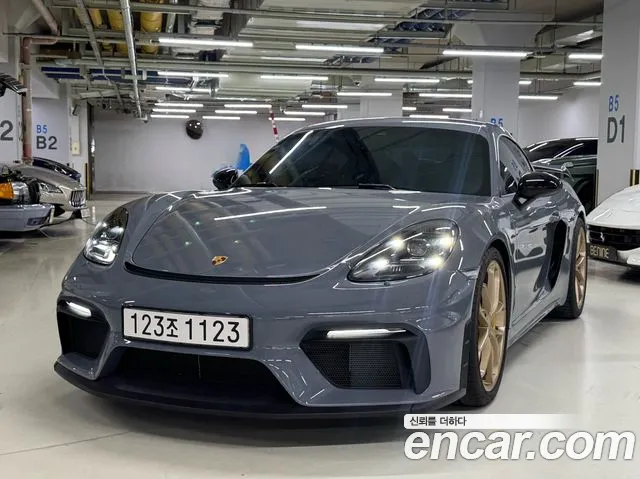 Porsche 718 4.0 GT4