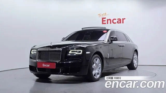 Rolls-Royce Ghost 6.6 EWB V12