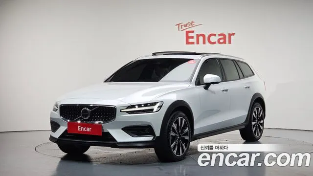 Volvo V60 B5 Ultimate AWD