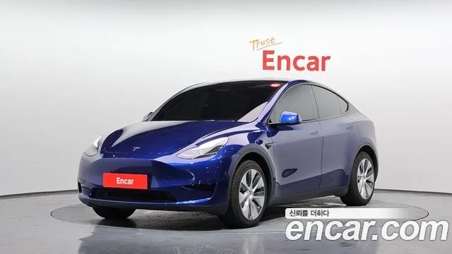 Tesla Model Y RWD