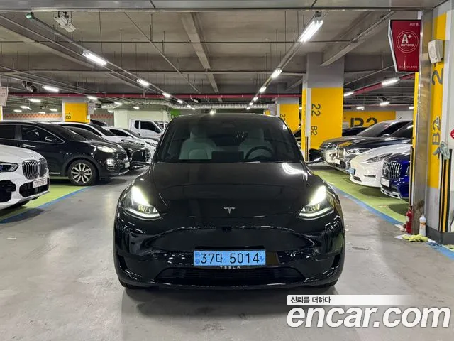 Tesla Model Y RWD