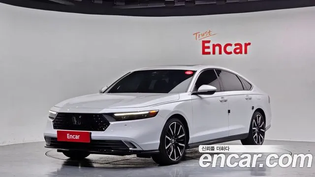 Honda Accord 2.0 Hybrid Touring