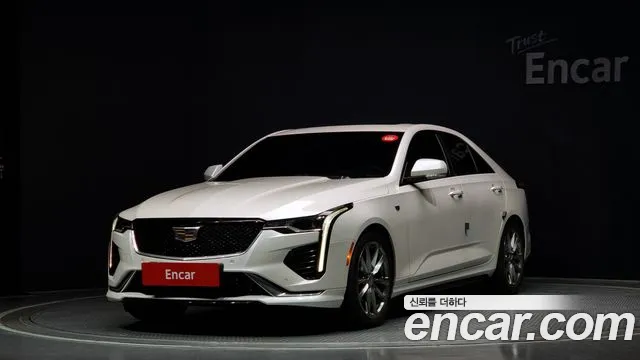 Cadillac CT4 2.0 Sport