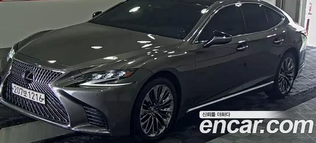 Lexus LS 3.5 Platinum AWD
