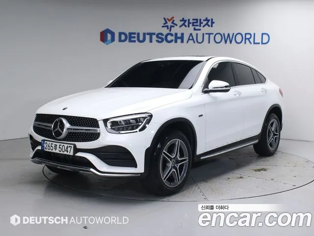 Mercedes-Benz GLC-Class GLC300e 4MATIC Coupe