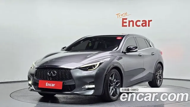 Infiniti Q30 2.0 Premium