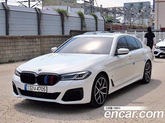 BMW 5-Series 530i xDrive M Sport Package