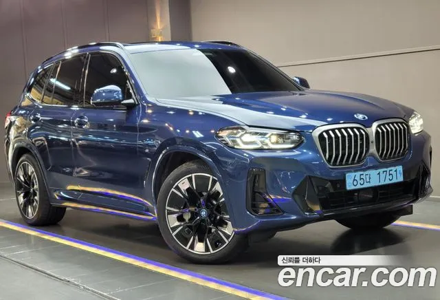 BMW iX3 M Sports