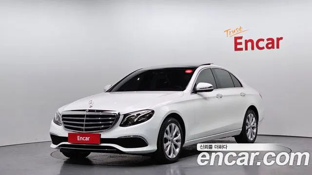 Mercedes-Benz E-Class E300 4MATIC Exclusive