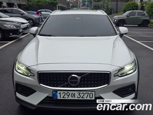 Volvo V60 B5 Ultimate AWD