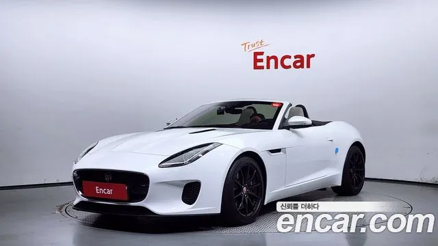Jaguar F-TYPE P300 Convertible