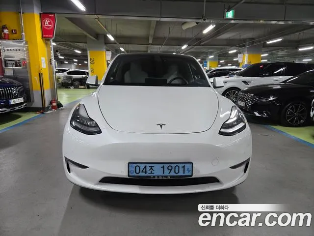 Tesla Model Y Long Range