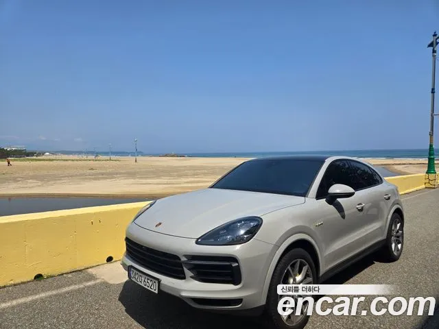 Porsche Cayenne 3.0 E-Hybrid Coupe