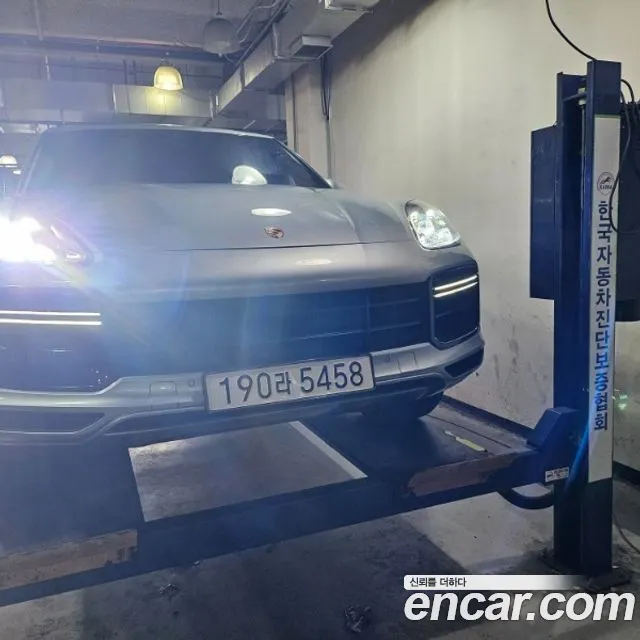 Porsche Cayenne 3.0