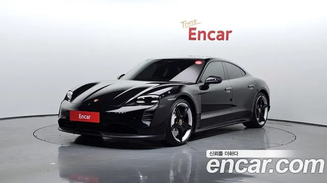 Porsche Taycan 4S