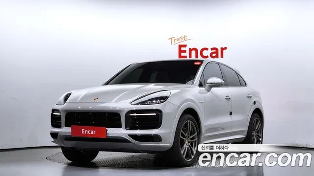 Porsche Cayenne 3.0 E-Hybrid Coupe