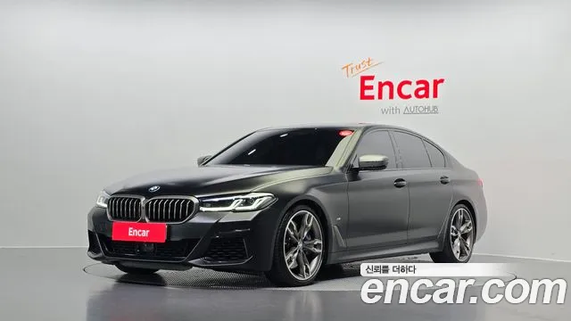 BMW 5-Series M550i xDrive