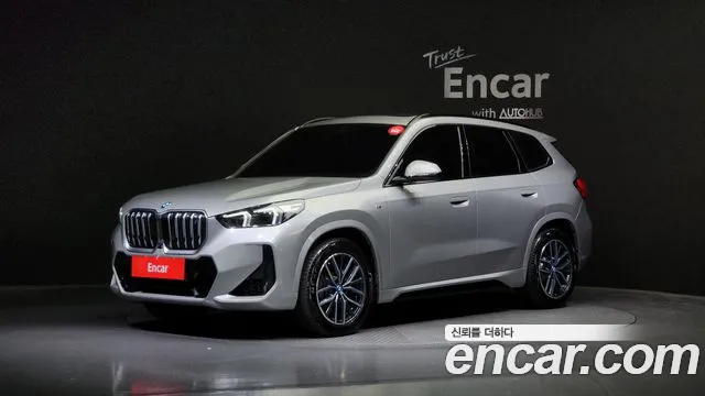 BMW iX1 xDrive 30 M Sport