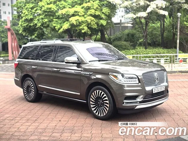 Lincoln Navigator 3.5L Black Label