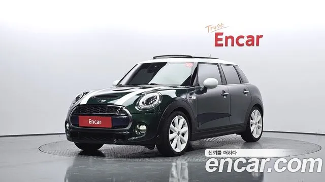 Mini Cooper 5Door Supreme 56