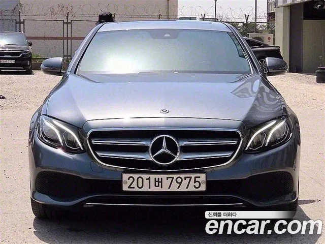 Mercedes-Benz E-Class E300 Avantgarde