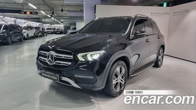 Mercedes-Benz GLE-Class GLE300d 4MATIC
