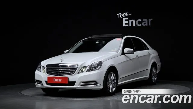 Mercedes-Benz E-Class E300 Elegance