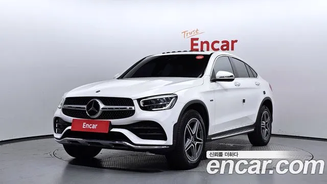 Mercedes-Benz GLC-Class GLC300e 4MATIC Coupe
