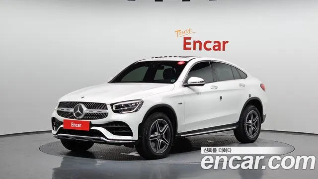 Mercedes-Benz GLC-Class GLC300e 4MATIC Coupe
