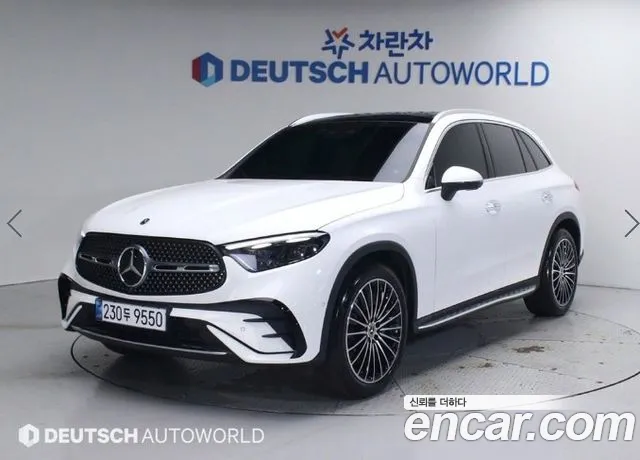 Mercedes-Benz GLC-Class GLC300 4MATIC AMG Line