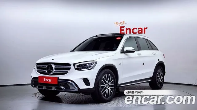 Mercedes-Benz GLC-Class GLC300e 4MATIC
