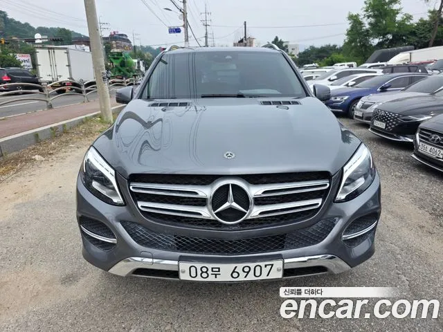 Mercedes-Benz GLE-Class GLE350 d 4MATIC