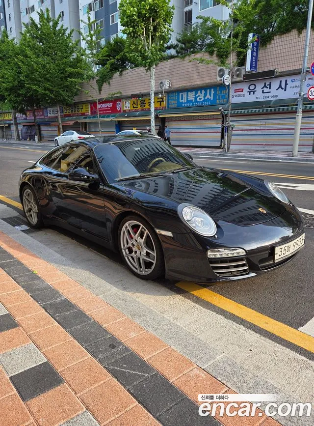 Porsche 911 Carrera 4S