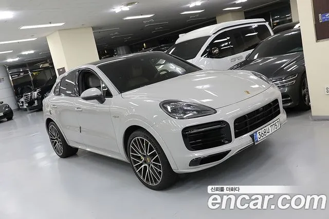 Porsche Cayenne 3.0 E-Hybrid Coupe