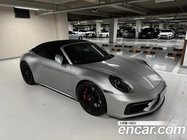 Porsche 911 Carrera GTS Cabriolet