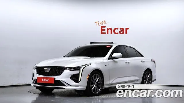 Cadillac CT4 2.0 Sport