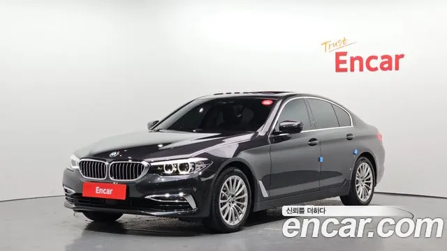 BMW 5-Series 520i Luxury