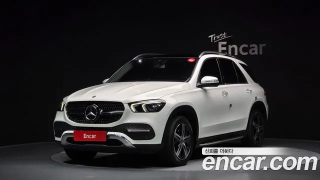 Mercedes-Benz GLE-Class GLE300d 4MATIC