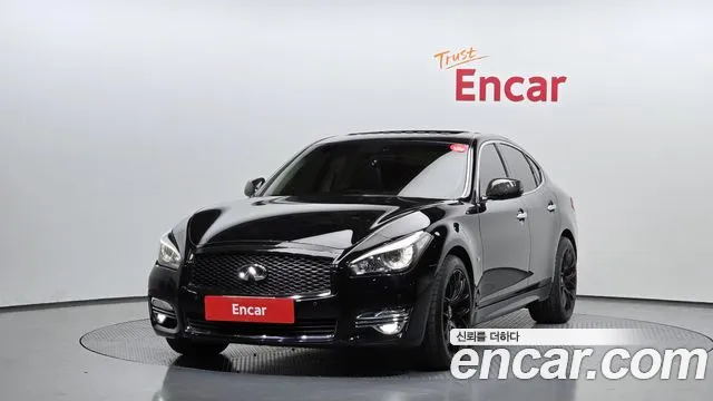 Infiniti Q70 3.7 Style