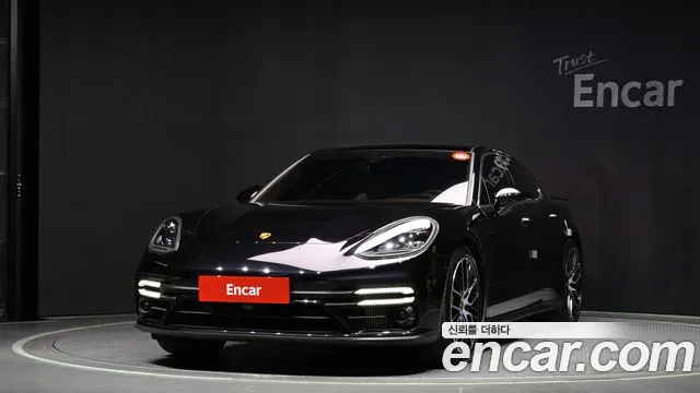 Porsche Panamera 4.0 Turbo S