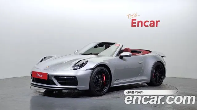 Porsche 911 Carrera 4 GTS Cabriolet