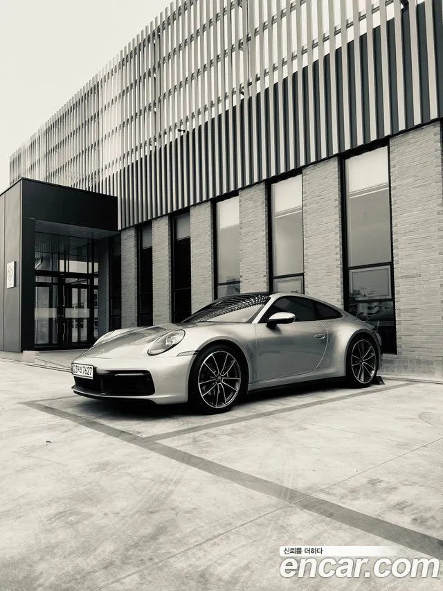 Porsche 911 Carrera 4