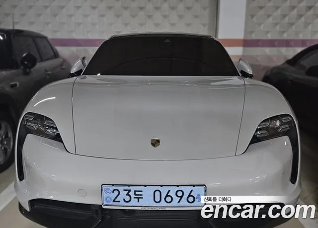 Porsche Taycan Turbo S