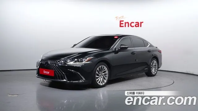 Lexus ES Luxury Plus