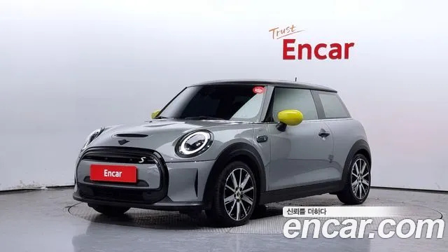 Mini Cooper SE Classic